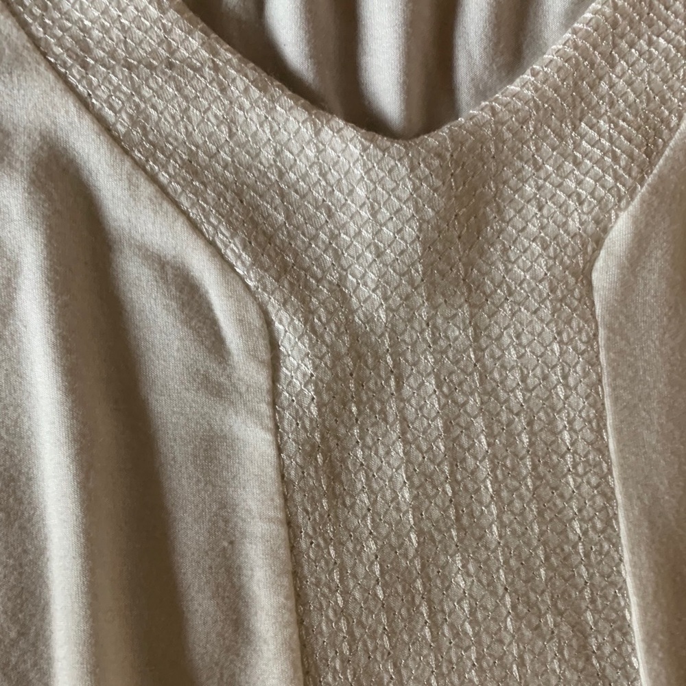 Tunic - Picture 3 of 4